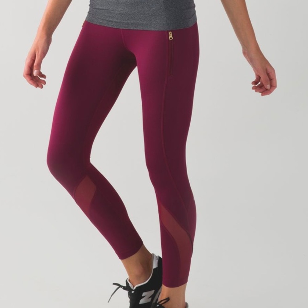 Lululemon inspire tight II - luxtreme -size 4